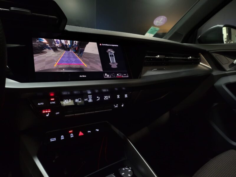 AUDI A3 35 TFSI /150 cv / s-LINE /TOIT PANO/CARPLAY