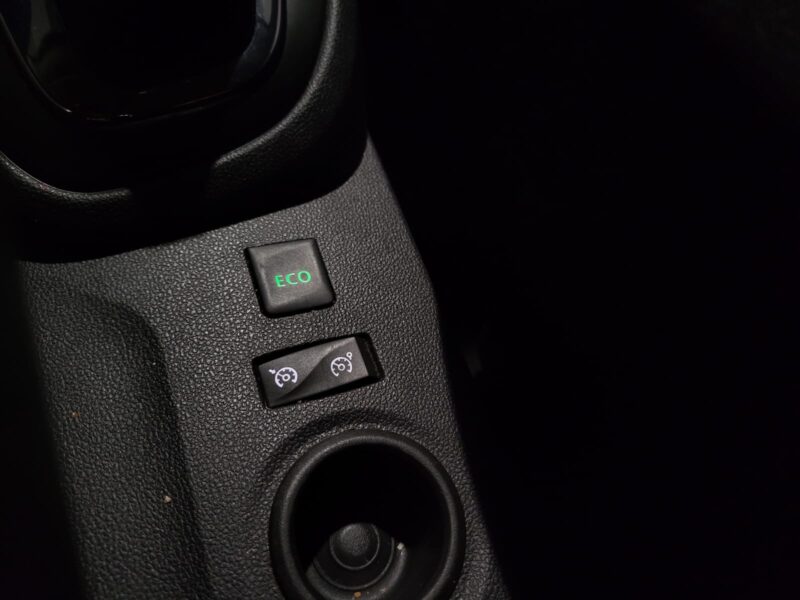 RENAULT CAPTUR 1.5 dCi 90cv INITIALE PARIS EDC6 ENTRETIEN RENAULT