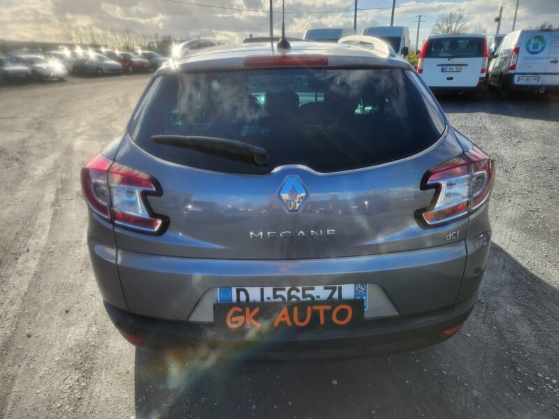RENAULT MEGANE III ESTATE  110CV 2014 132000 KM 