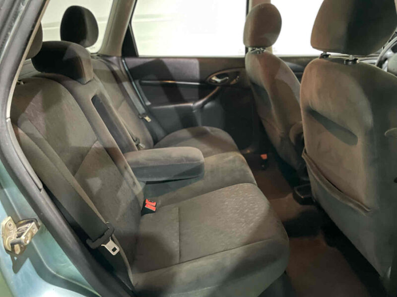 FORD FOCUS I Clipper 2001 2.0 131cv