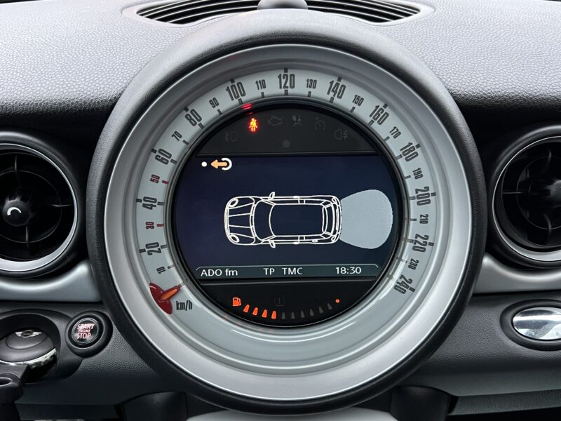MINI MINI COOPER II R56 1.6 120 Cv BOITE AUTOMATIQUE / TOIT OUVRANT GPS 70 800 Kms - Garantie1an
