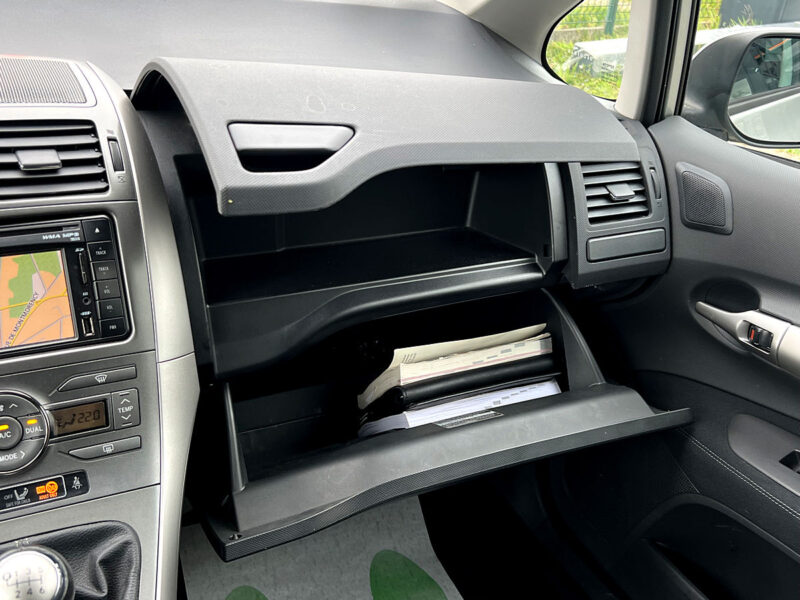 TOYOTA AURIS 1.4 D-4D 90 CV 1ERE MAIN / 34 400 Kms GPS 5 PORTES ORIGINE FRANCE - Garantie1an 