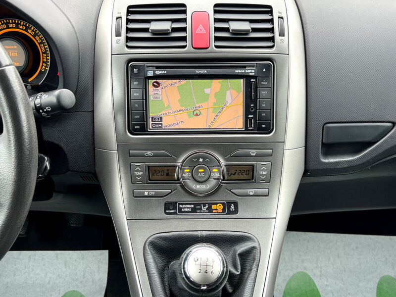 TOYOTA AURIS 1.4 D-4D 90 CV 1ERE MAIN / 34 400 Kms GPS 5 PORTES ORIGINE FRANCE - Garantie1an 
