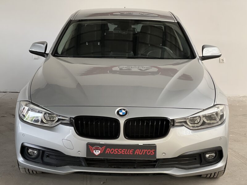 BMW SERIE 3320d xDrive Advantage 190 CH 1ER M