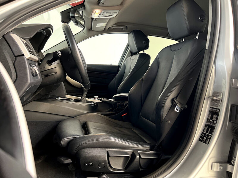 BMW SERIE 3320d xDrive Advantage 190 CH 1ER M