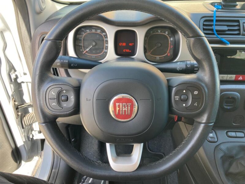 Fiat panda cross 4x4 0.9 twinair turbo 90 ch s/s 2017