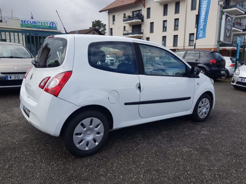 RENAULT TWINGO II 1.2 16V 75CV