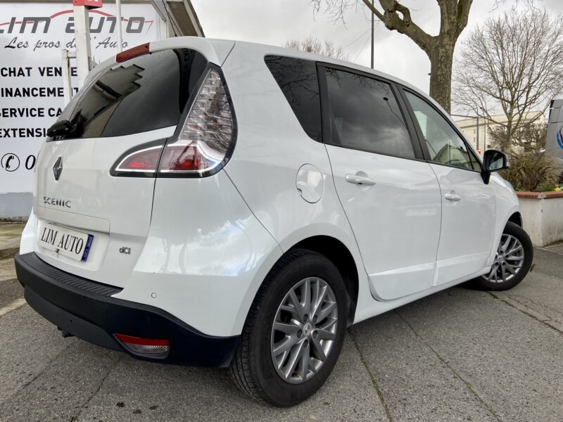 RENAULT SCÉNIC III 2013