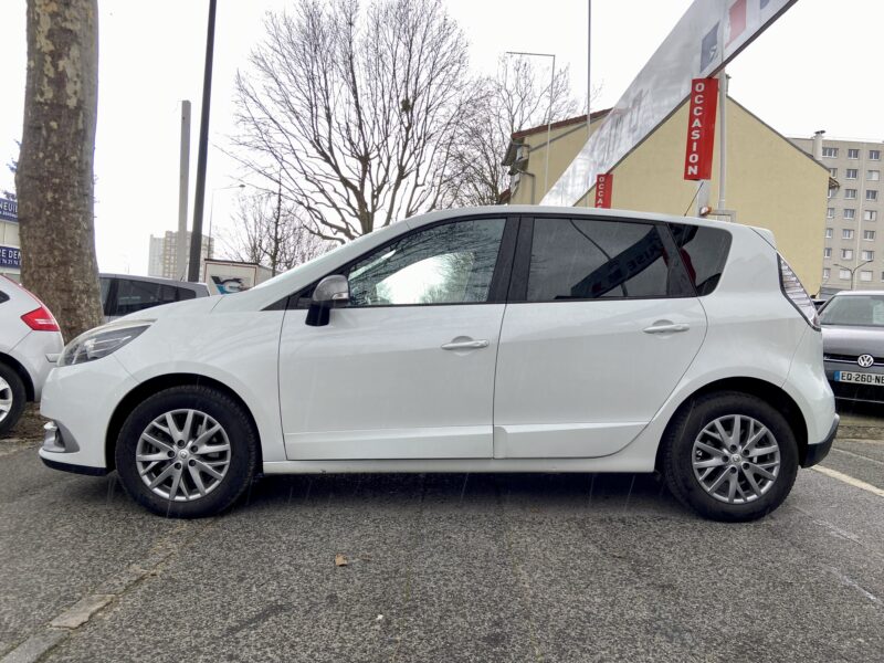 RENAULT SCÉNIC III 2013