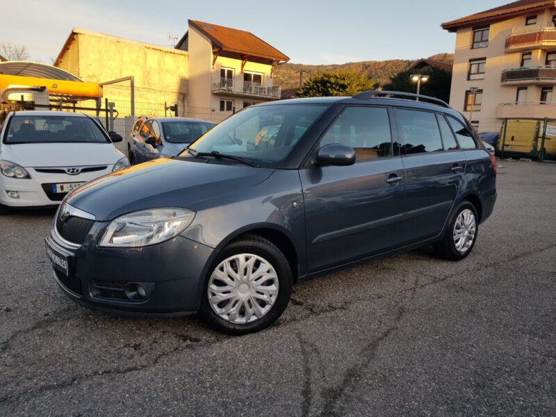 SKODA FABIA II COMBI 1.2i 70CV AMBIENTE