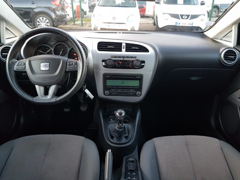 SEAT LEON 1.6i 102CV STYLE