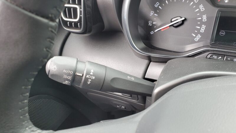 CITROEN C3 AIRCROSS 1.5 bHDI 100 SHINE