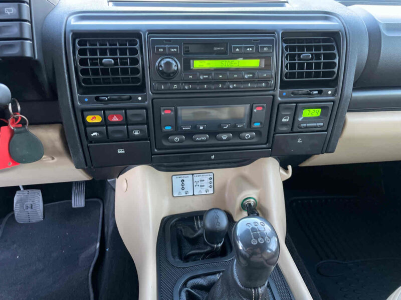 LAND ROVER DISCOVERY 2004