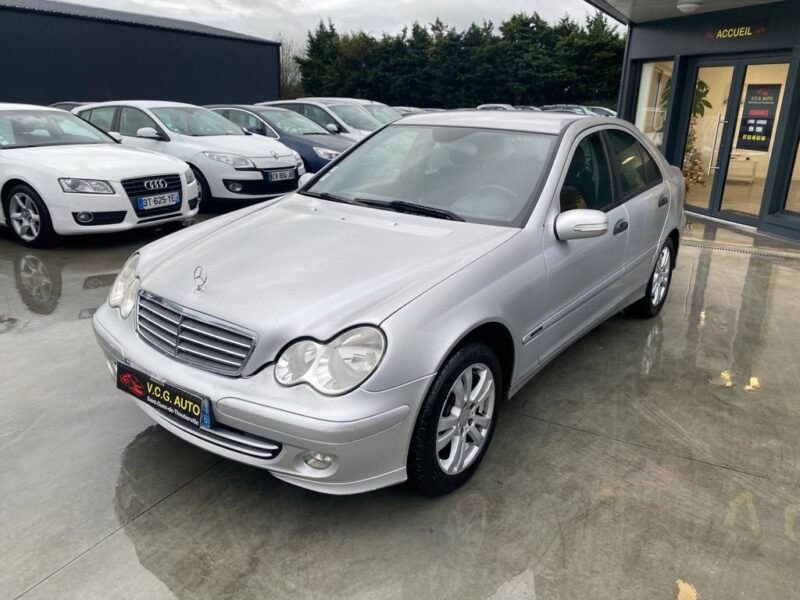 MERCEDES CLASSE C W203 2.2 200 CDI 122Ch