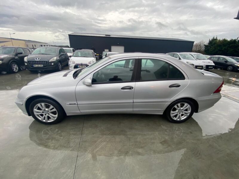 MERCEDES CLASSE C W203 2.2 200 CDI 122Ch