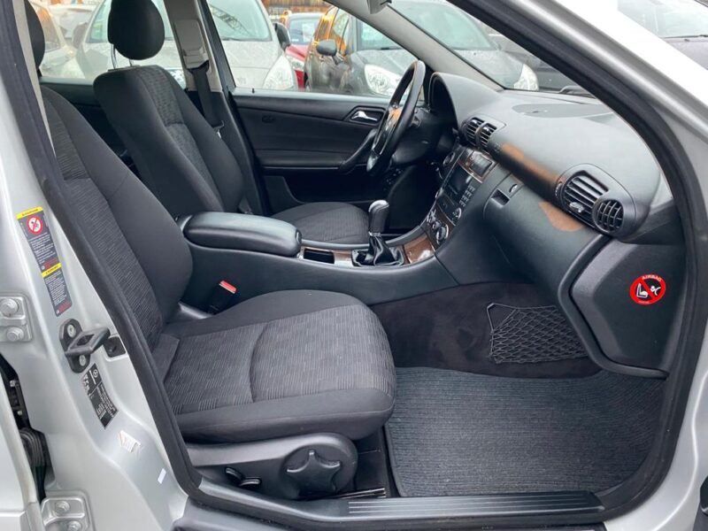 MERCEDES CLASSE C W203 2.2 200 CDI 122Ch