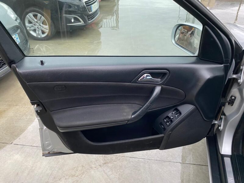 MERCEDES CLASSE C W203 2.2 200 CDI 122Ch