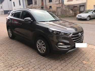 HYUNDAI TUCSON 1.7 CRDI 2 WD 116CH 1ER M