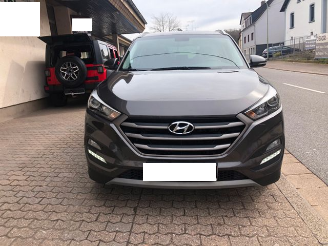 HYUNDAI TUCSON 1.7 CRDI 2 WD 116CH 1ER M
