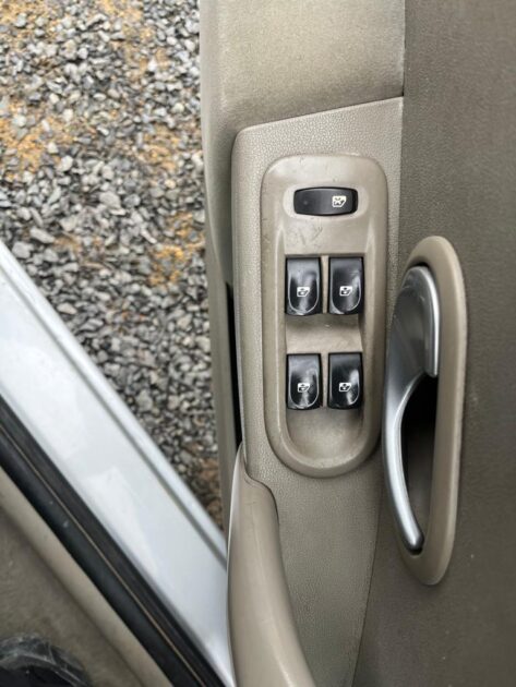 RENAULT CLIO III 1.5 dCI PRIVILEGE 106 cv