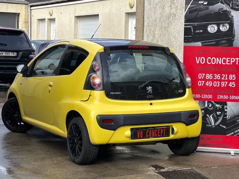 Peugeot  107 