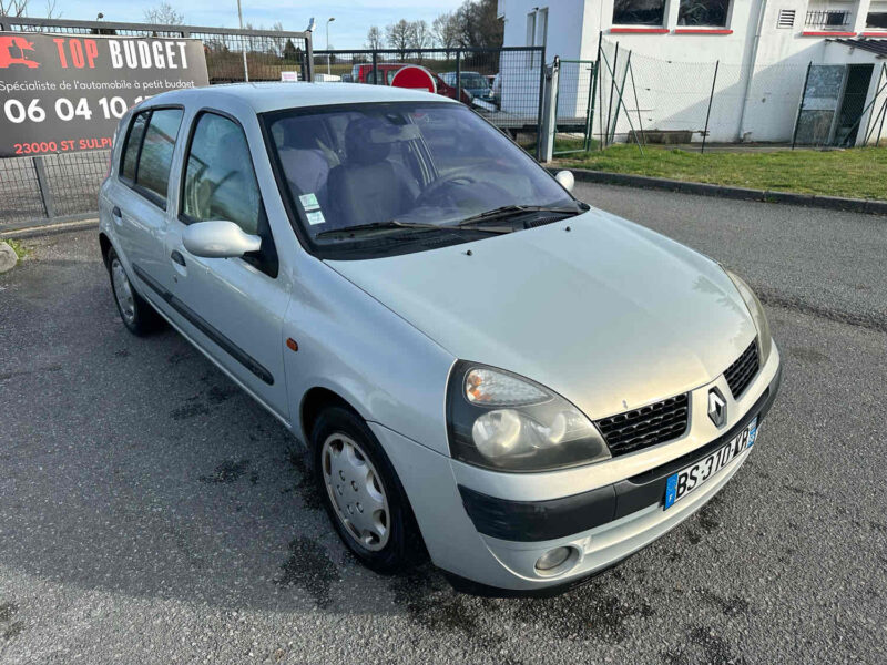 RENAULT CLIO II 2001