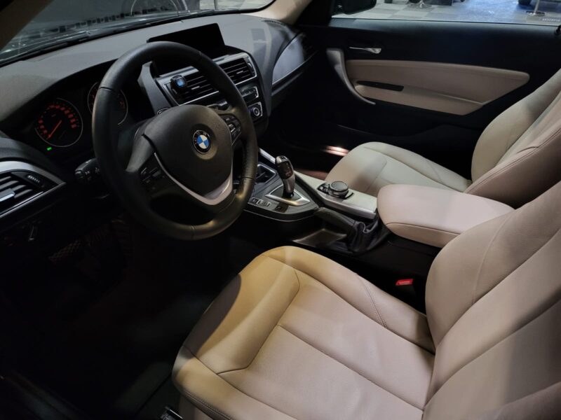 B.M.W. SERIE 1 120i 177cv URBAN CHIC BVA TOIT OUVRANT / 