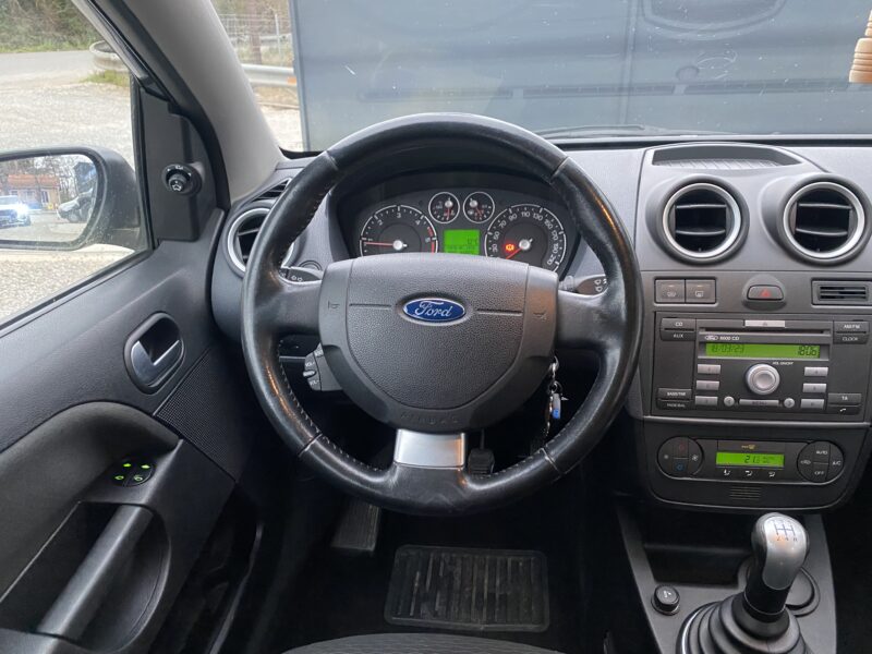 FORD FIESTA V 2006