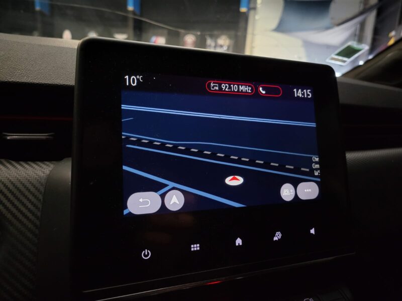     RENAULT CLIO V 1.3 TCe 130 cv RS LINE CAMERA / CARPLAY / BOITE AUTO