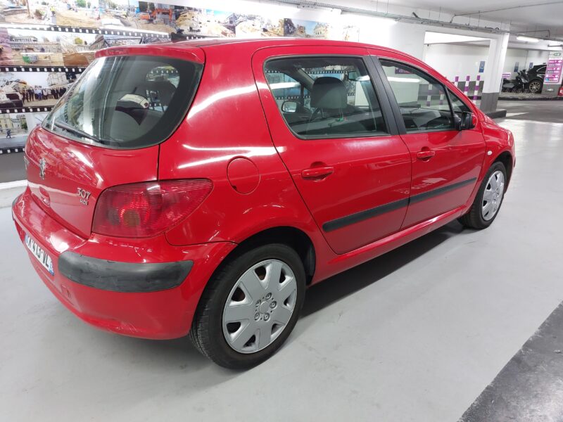 PEUGEOT 307 2.0 HDI 110 XT 1 ERE MAIN