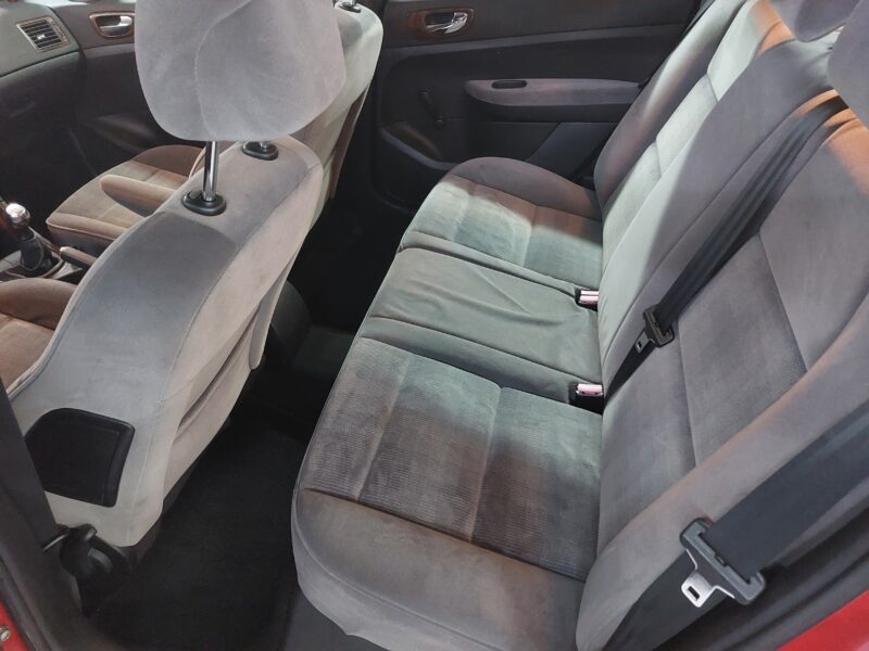 PEUGEOT 307 2.0 HDI 110 XT 1 ERE MAIN