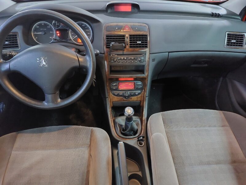 PEUGEOT 307 2.0 HDI 110 XT 1 ERE MAIN