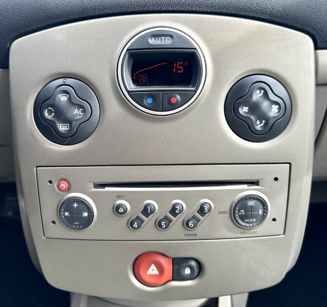 RENAULT CLIO III 2007