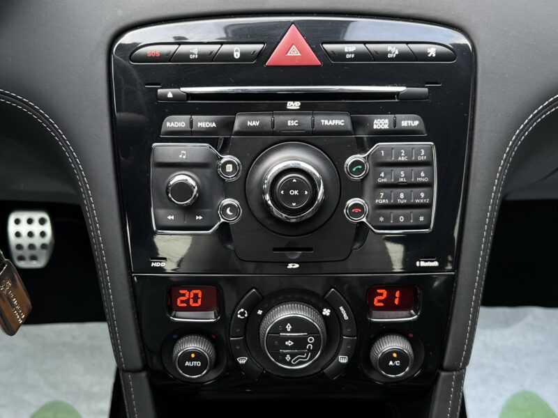 PEUGEOT RCZ 1.6 TURBO 156 Cv GPS CUIR CHAUFFANT ELECTRIQUE JANTES 19 ORIGINE FRANCE - Garantie1an