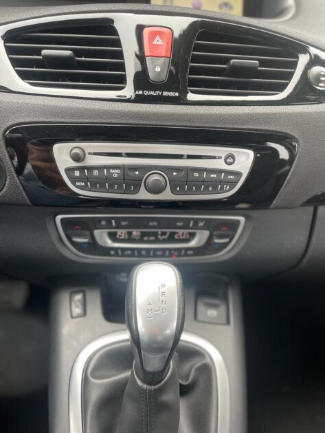 RENAULT SCÉNIC III 2012