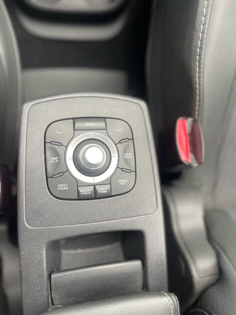 RENAULT SCÉNIC III 2012