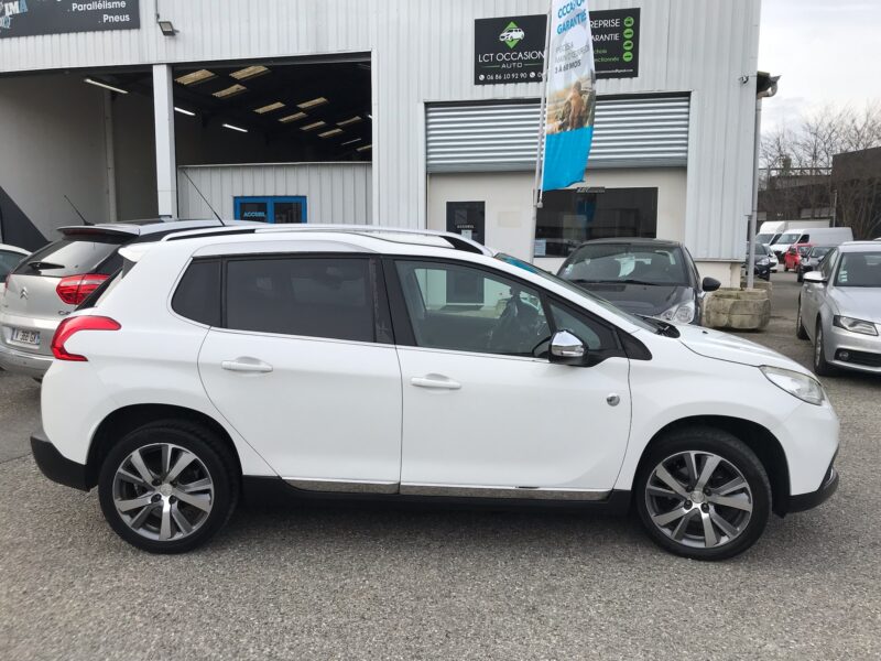 PEUGEOT 2008 - 1.2 PURETECH 110cv S&S CROSSWAY - GARANTIE 6 MOIS