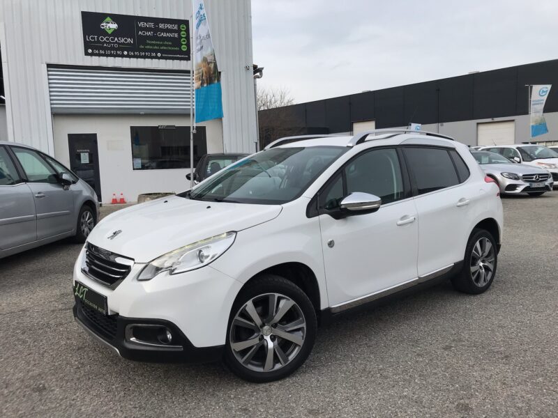 PEUGEOT 2008 - 1.2 PURETECH 110cv S&S CROSSWAY - GARANTIE 6 MOIS
