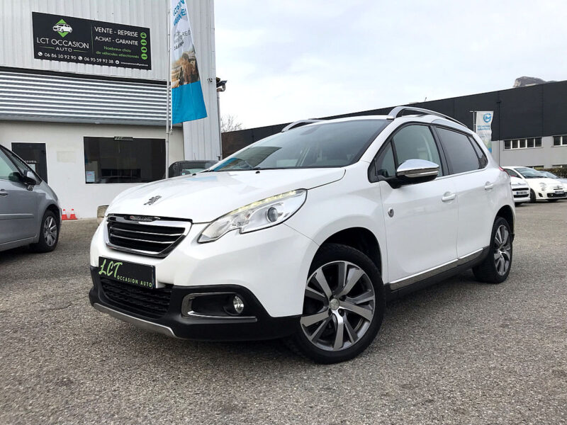 PEUGEOT 2008 - 1.2 PURETECH 110cv S&S CROSSWAY - GARANTIE 6 MOIS