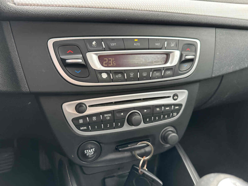 RENAULT MEGANE III Grandtour 2010