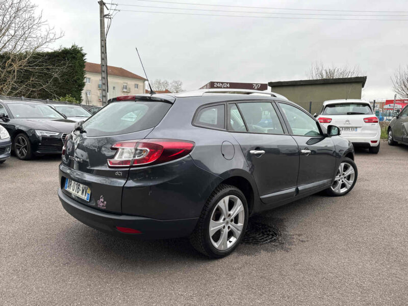 RENAULT MEGANE III Grandtour 2010