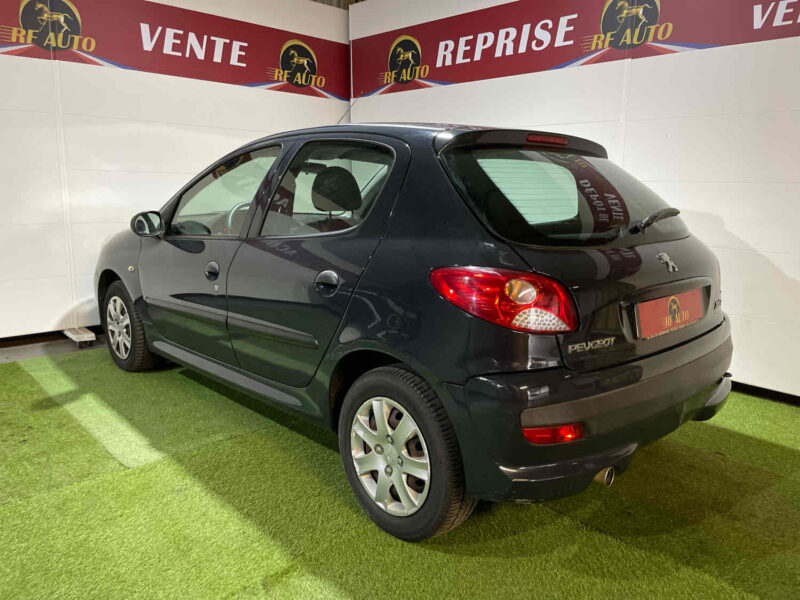 PEUGEOT 206+ 2010 1.4 i 75cv