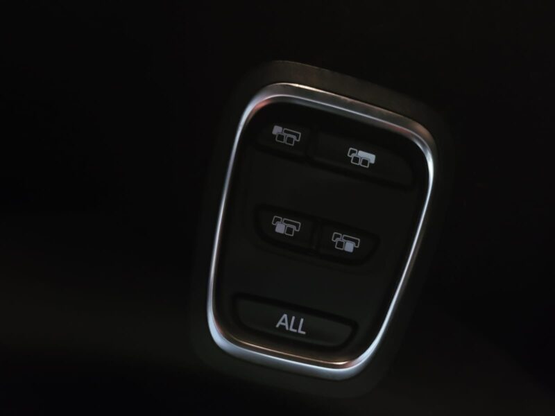 RENAULT GRAND SCÉNIC IV 1.7 dCi 120 cv BLACK EDITION 7 PLACEBOSE / CAMERA / CARPLAY