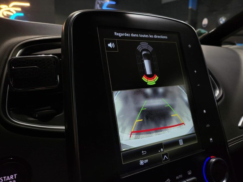 RENAULT GRAND SCÉNIC IV 1.7 dCi 120 cv BLACK EDITION 7 PLACEBOSE / CAMERA / CARPLAY