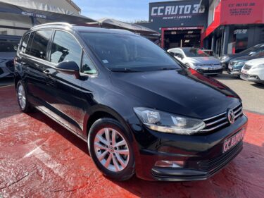 VOLKSWAGEN TOURAN 2016