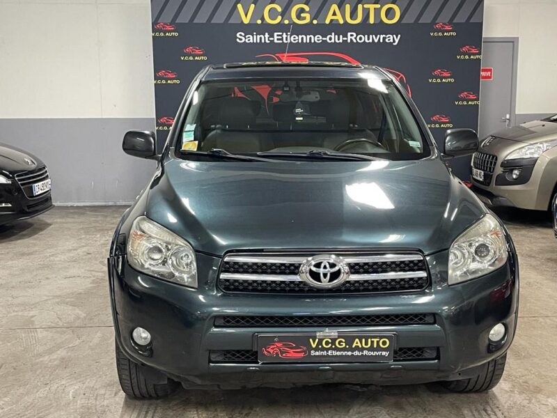TOYOTA RAV 4 III 2.2 D 4WD 177