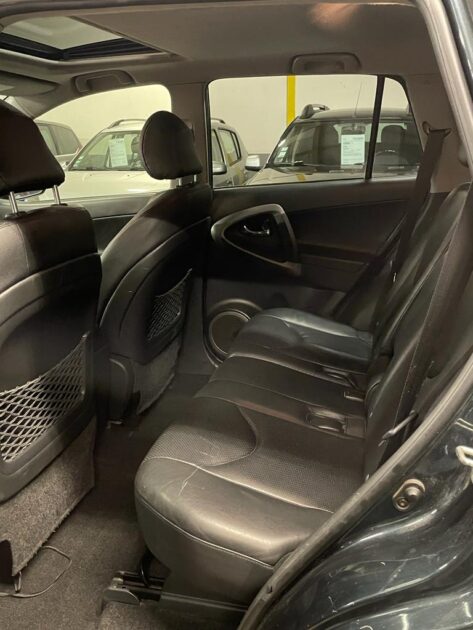 TOYOTA RAV 4 III 2.2 D 4WD 177