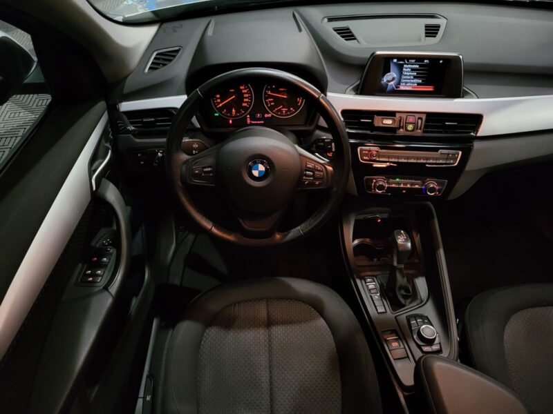 BMW X1 sDrive 18 i 136cv Edition Lounge