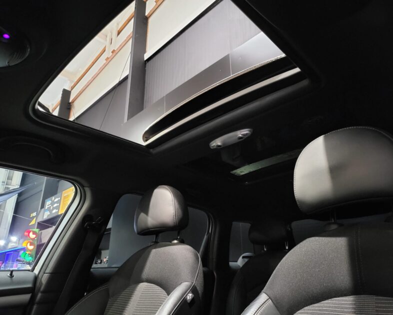 MINI COUNTRYMAN SD COOPER LCi 2.0 143cv PARK LANE TOIT OUVRANT / GPS / ATTELAGE 