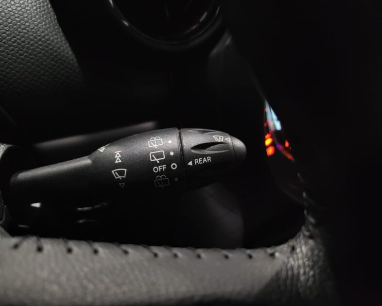 MINI COUNTRYMAN SD COOPER LCi 2.0 143cv PARK LANE TOIT OUVRANT / GPS / ATTELAGE 